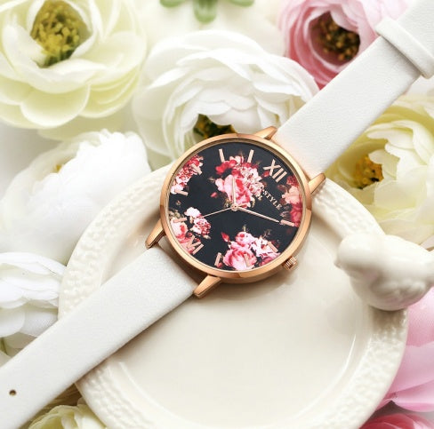 Elegant Rose Gold Watch: Fashionable Quartz Timepiece with Heart Design for Women