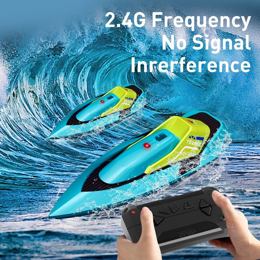 Speedy Water Adventure: Remote-Controlled Racing Boat