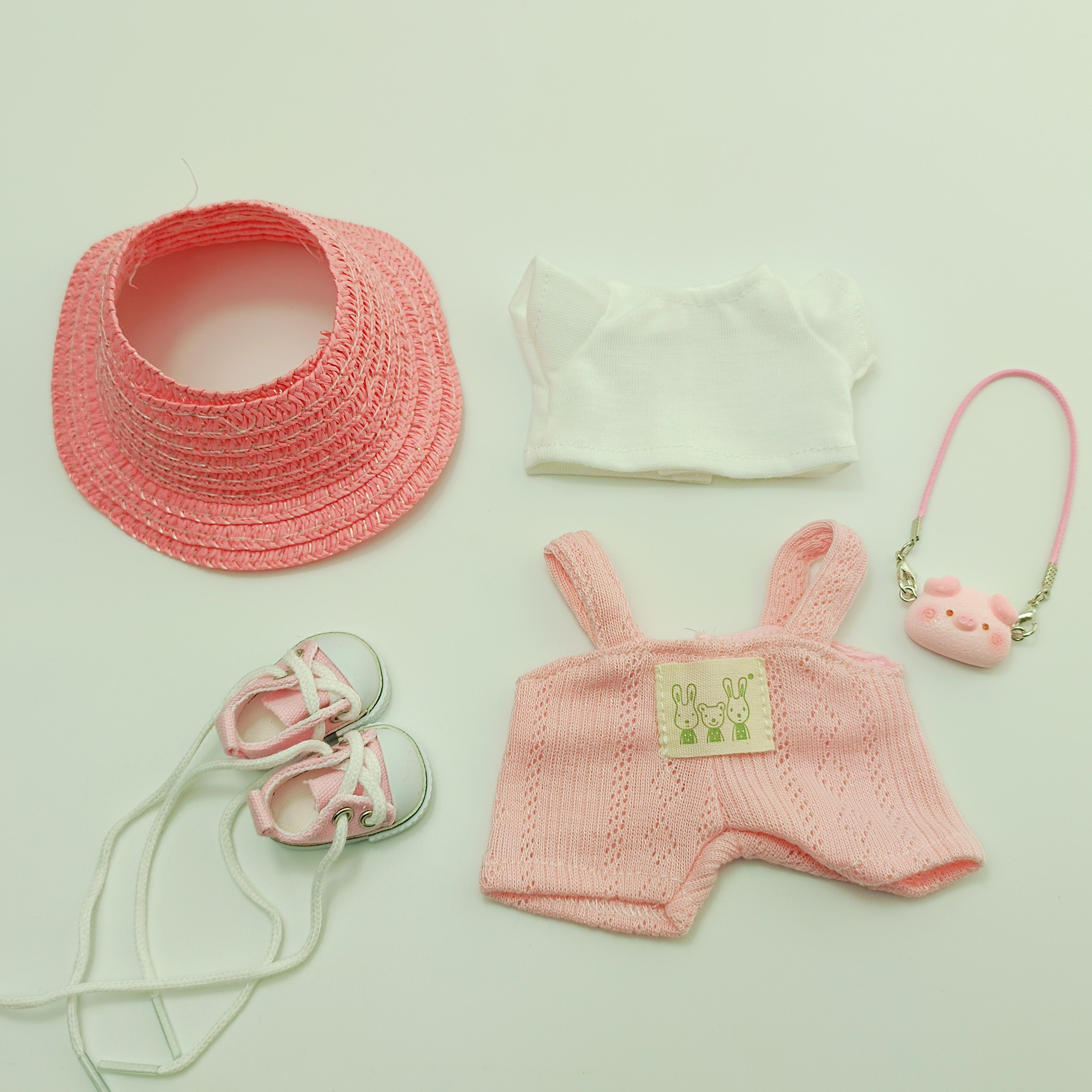 Adorable Doll Outfit Collection: Dress Up Your Favorite Dolls with Style
