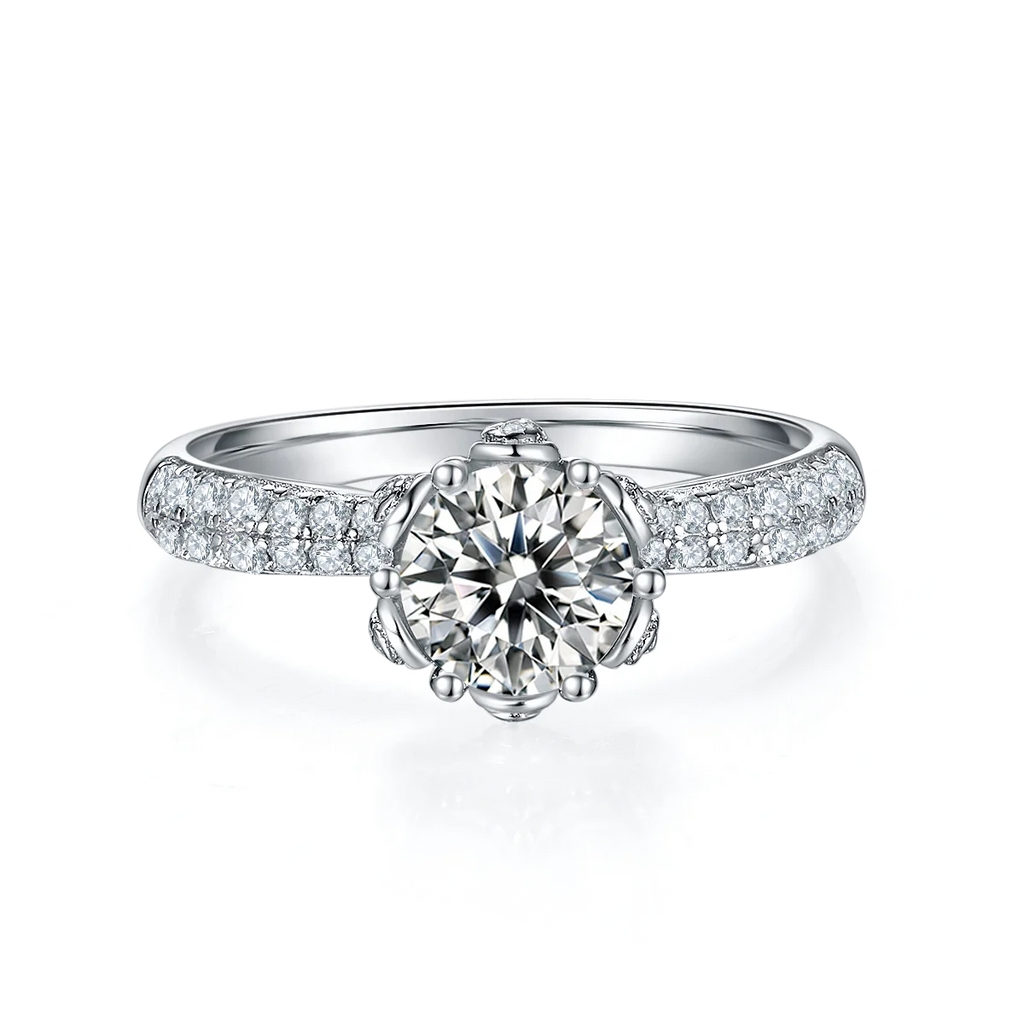 Timeless Love: Exquisite Sterling Silver Moissanite Engagement Ring