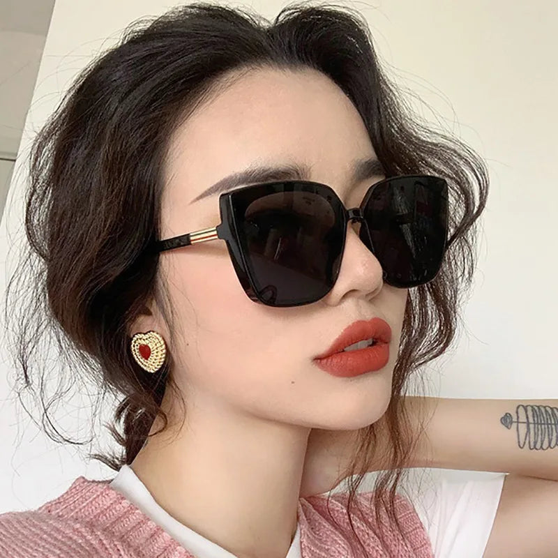 Chic Protection: UV400 Women’s Cat Eye Fashion Sunglasses