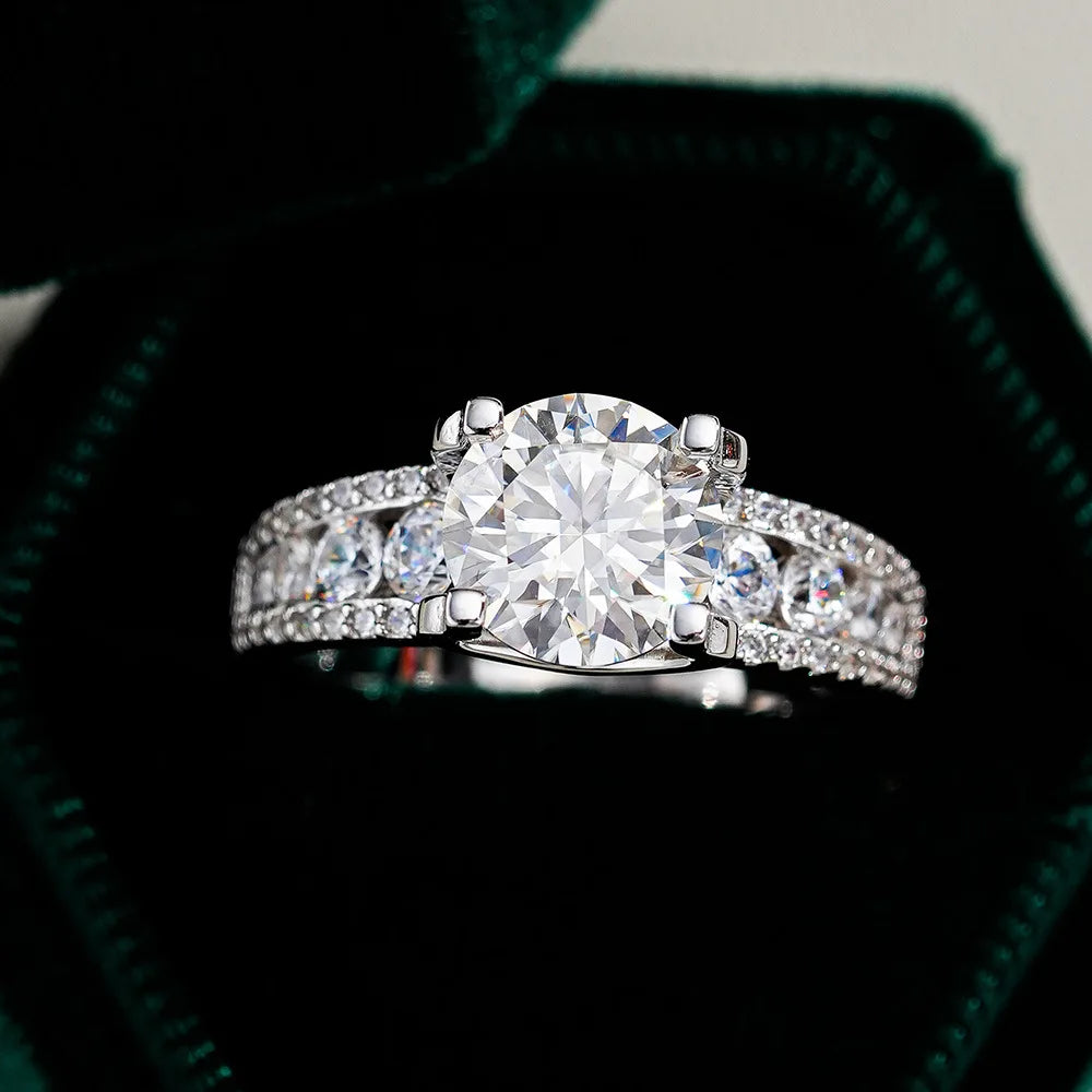 Elegant Brilliance: 3ct Moissanite Wedding Ring for Her