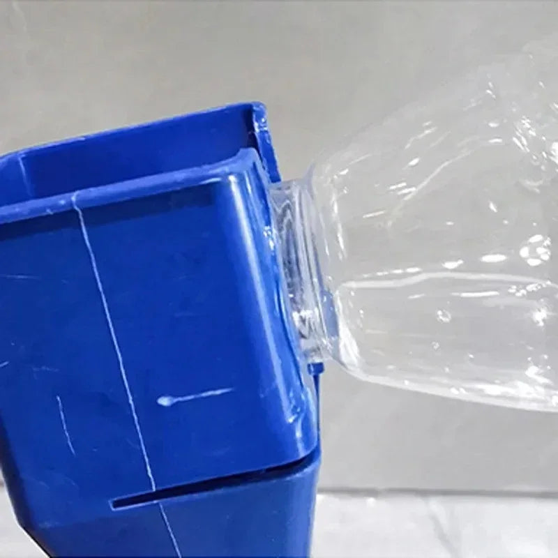 Foldable Refueling Funnel: Convenient Tool for Easy Gas and Oil Transfers