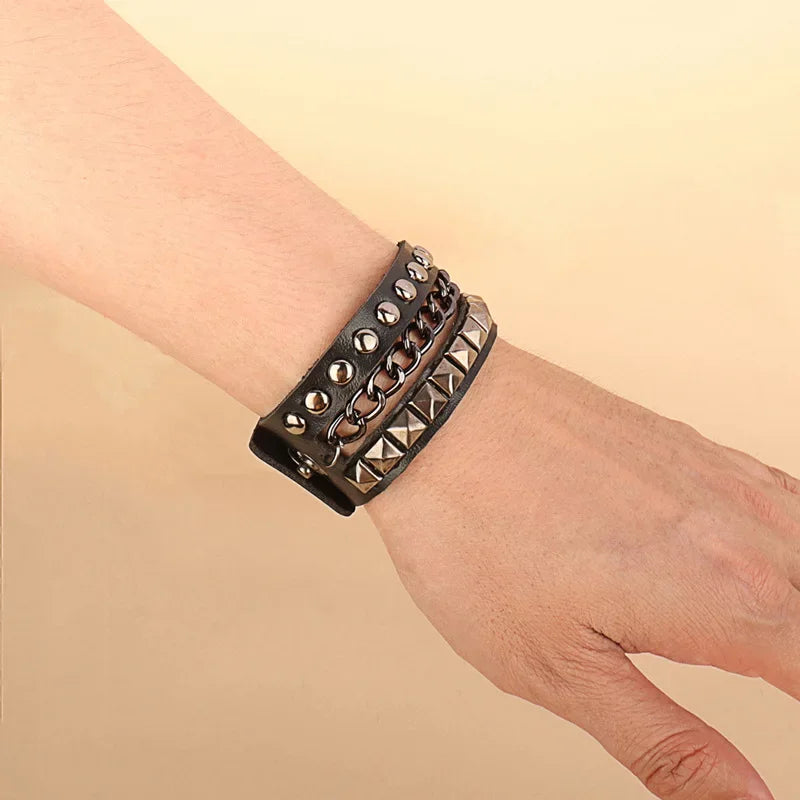 Trendy Skull Bracelet: Unleash Your Inner Rebel with Edgy Style