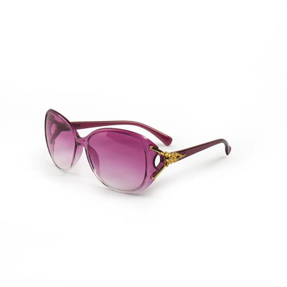 Chic Sun Protection: Fashionable Big Frame Sunglasses for Her