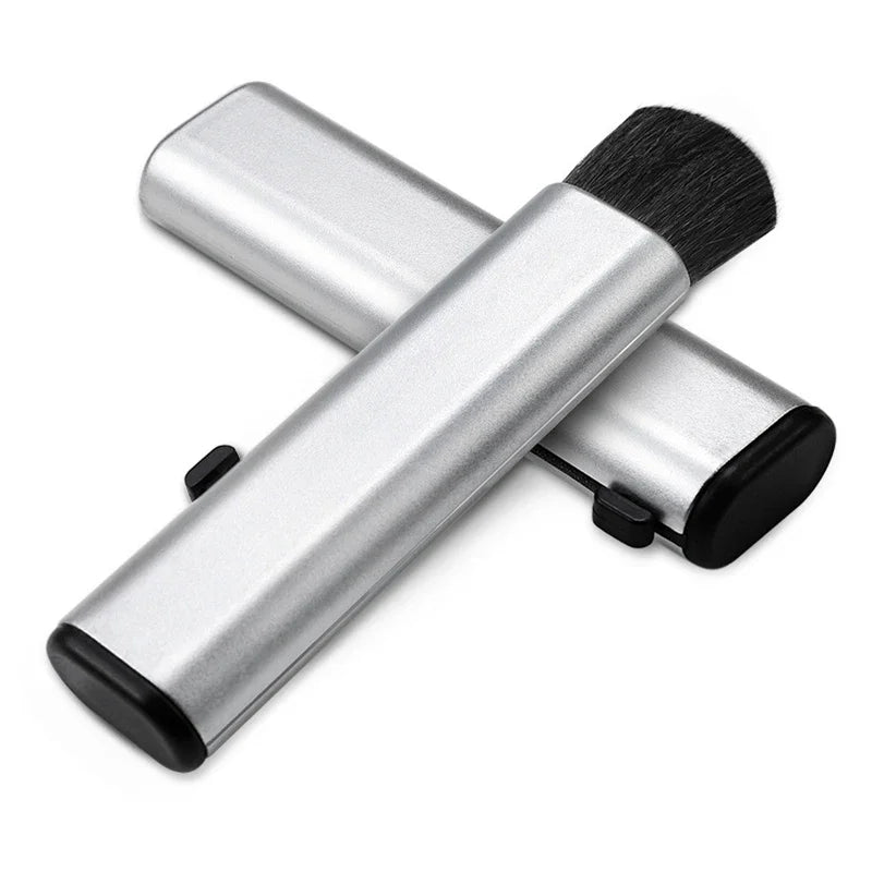 Retractable Interior Cleaning Brush: Perfect for Car and Computer Detailing