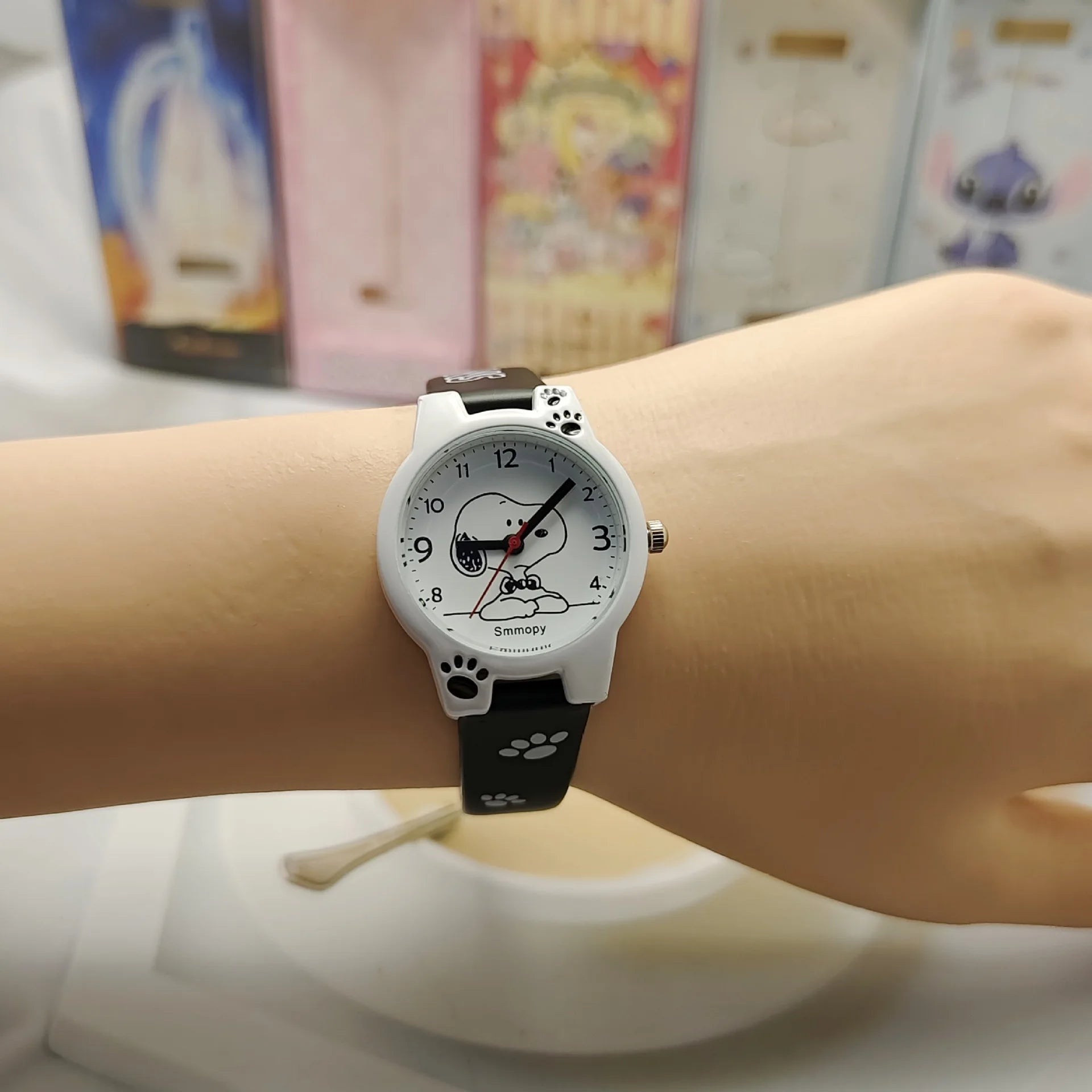 Playful Cartoon Wristwatch: The Perfect Accessory for School Adventures