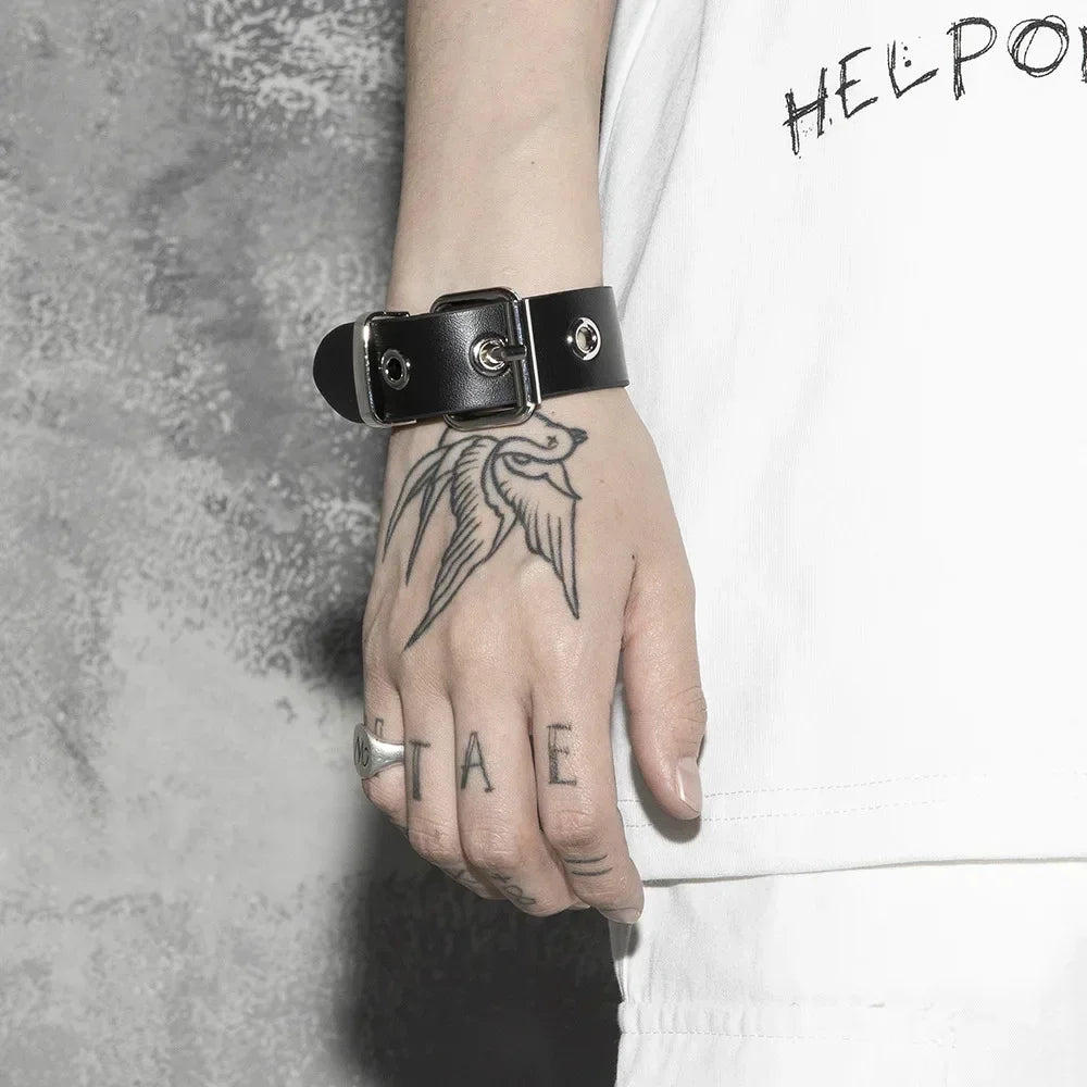 Trendy Skull Bracelet: Unleash Your Inner Rebel with Edgy Style