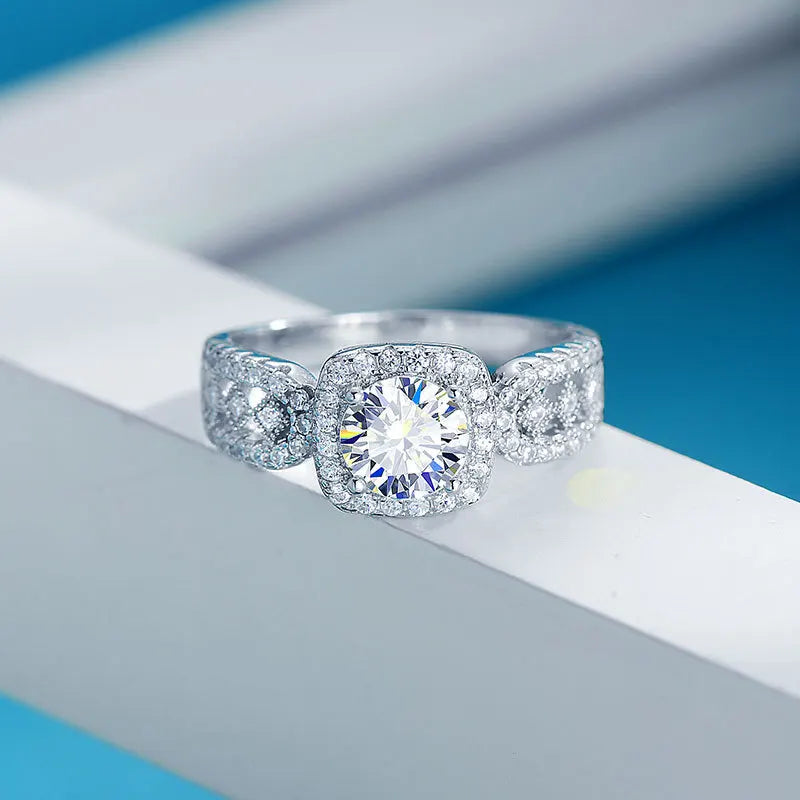 Brilliance Redefined: Luxurious Moissanite Ring for Her