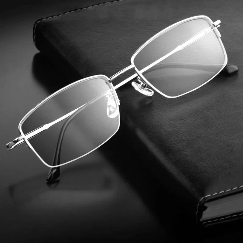 Fashion Presbyopic Glasses: Stylish Full-Frame Design for Every Man