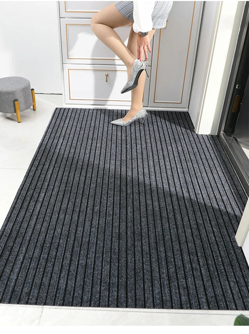 Versatile Entrance Rug: Modern Design for Kitchen and Living Spaces