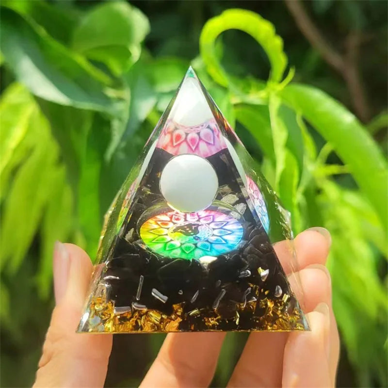 Reiki Energy Generator: Decorative Pyramid Crystals for Healing and Balance