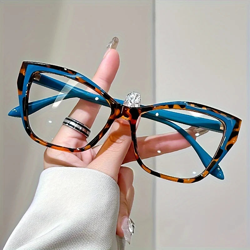 Fashionable Vision: Elegant Cat Eye Reading Glasses with Anti-Blue Light Features