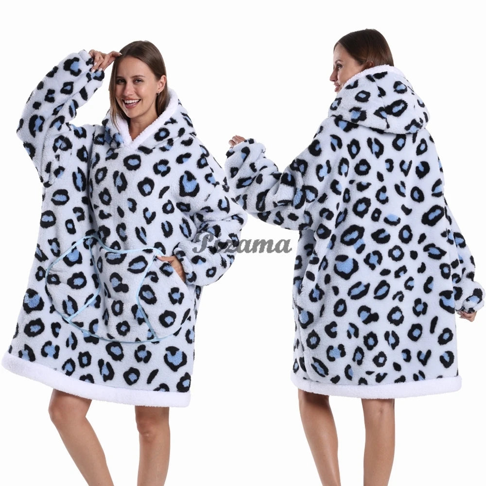 Oversized Wearable TV Blanket: Cozy Full Sleeve Sweatshirt for Halloween and Christmas