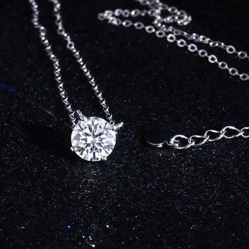 Sparkling Elegance: Moissanite Pendant Necklace