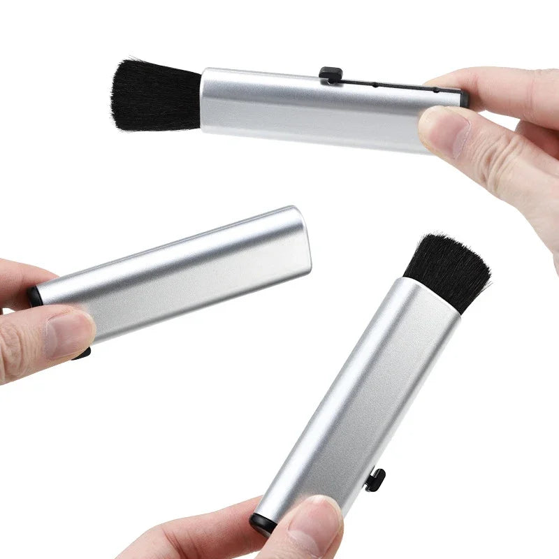 Retractable Interior Cleaning Brush: Perfect for Car and Computer Detailing
