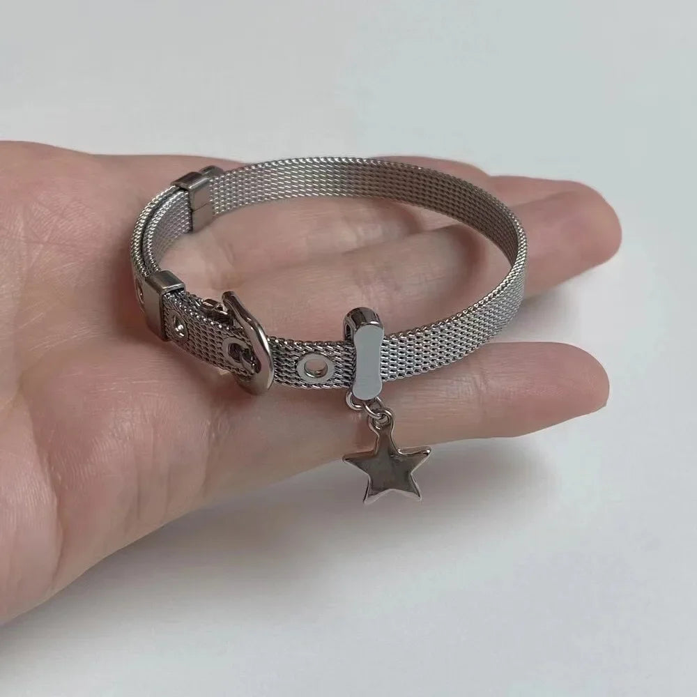 Trendy Skull Bracelet: Unleash Your Inner Rebel with Edgy Style