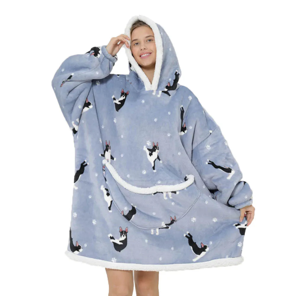 Hooded Blanket Sweater: Oversized Design with Practical Pockets for TV Time