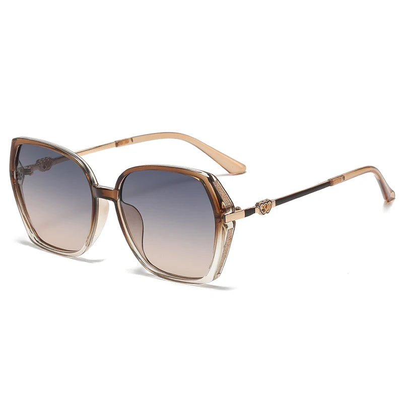 Alluring Elegance: Sexy Sunglasses for a Bold Look