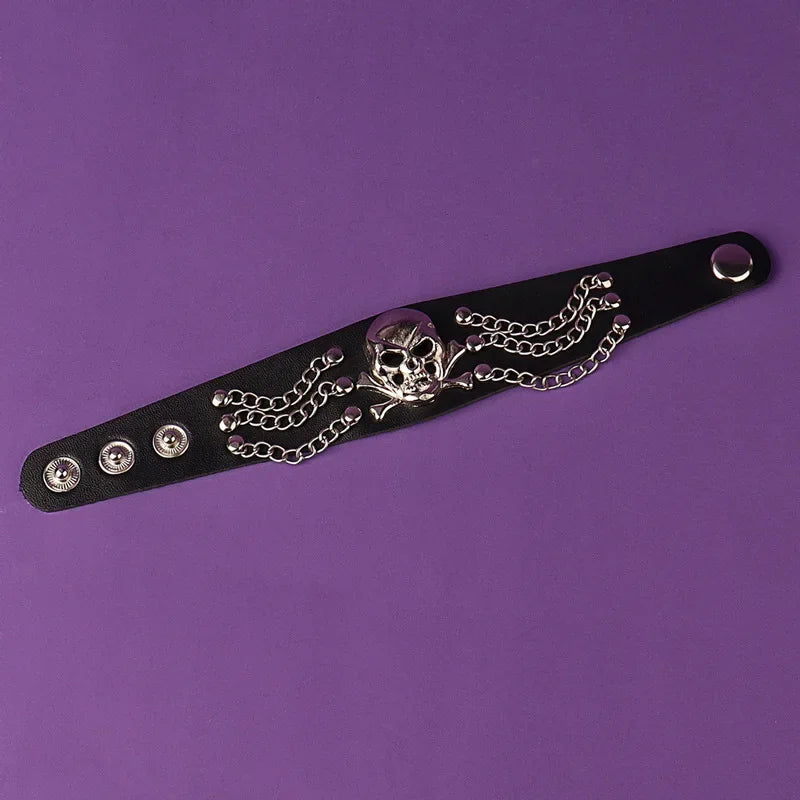 Trendy Skull Bracelet: Unleash Your Inner Rebel with Edgy Style