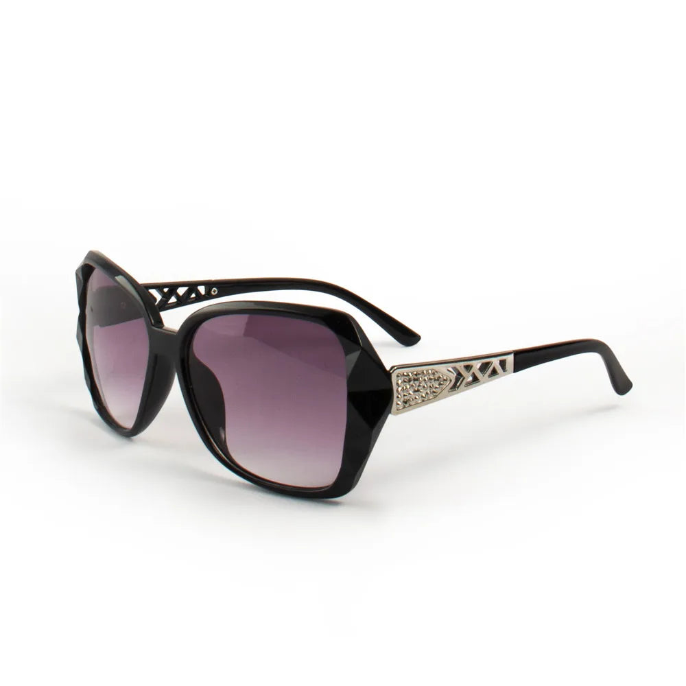 Chic Sun Protection: Fashionable Big Frame Sunglasses for Her