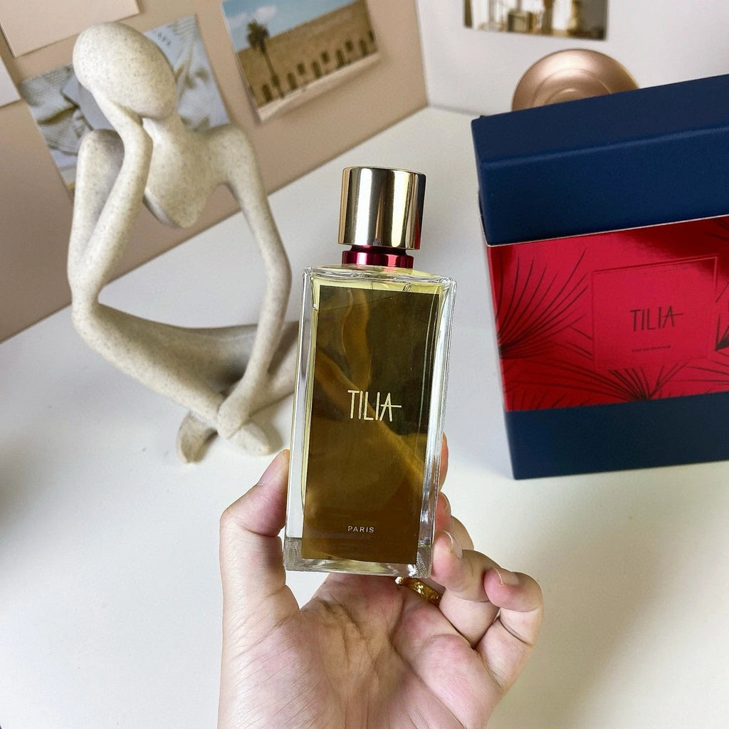 Luxury Floral Essence: High-Quality Men’s Eau De Parfum