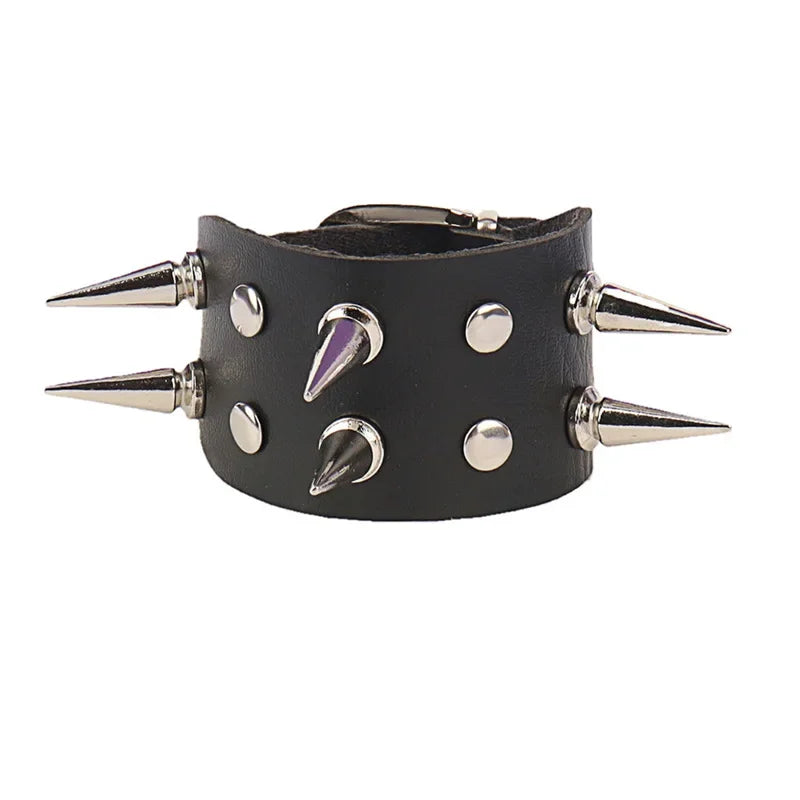 Trendy Skull Bracelet: Unleash Your Inner Rebel with Edgy Style