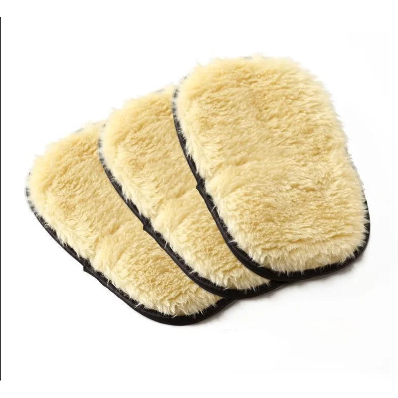 Microfiber Cleaning Mitts: Versatile Gloves for Car and Home Care