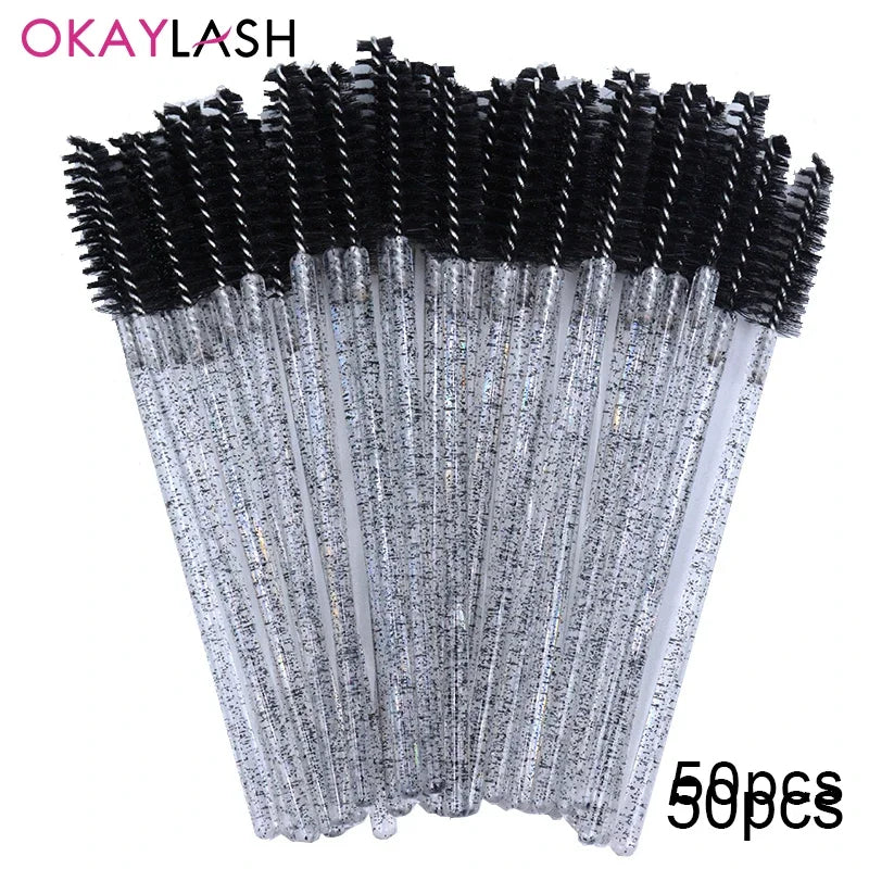 100-Piece Disposable Eyelash Brushes: Perfect for Extensions and Mascara