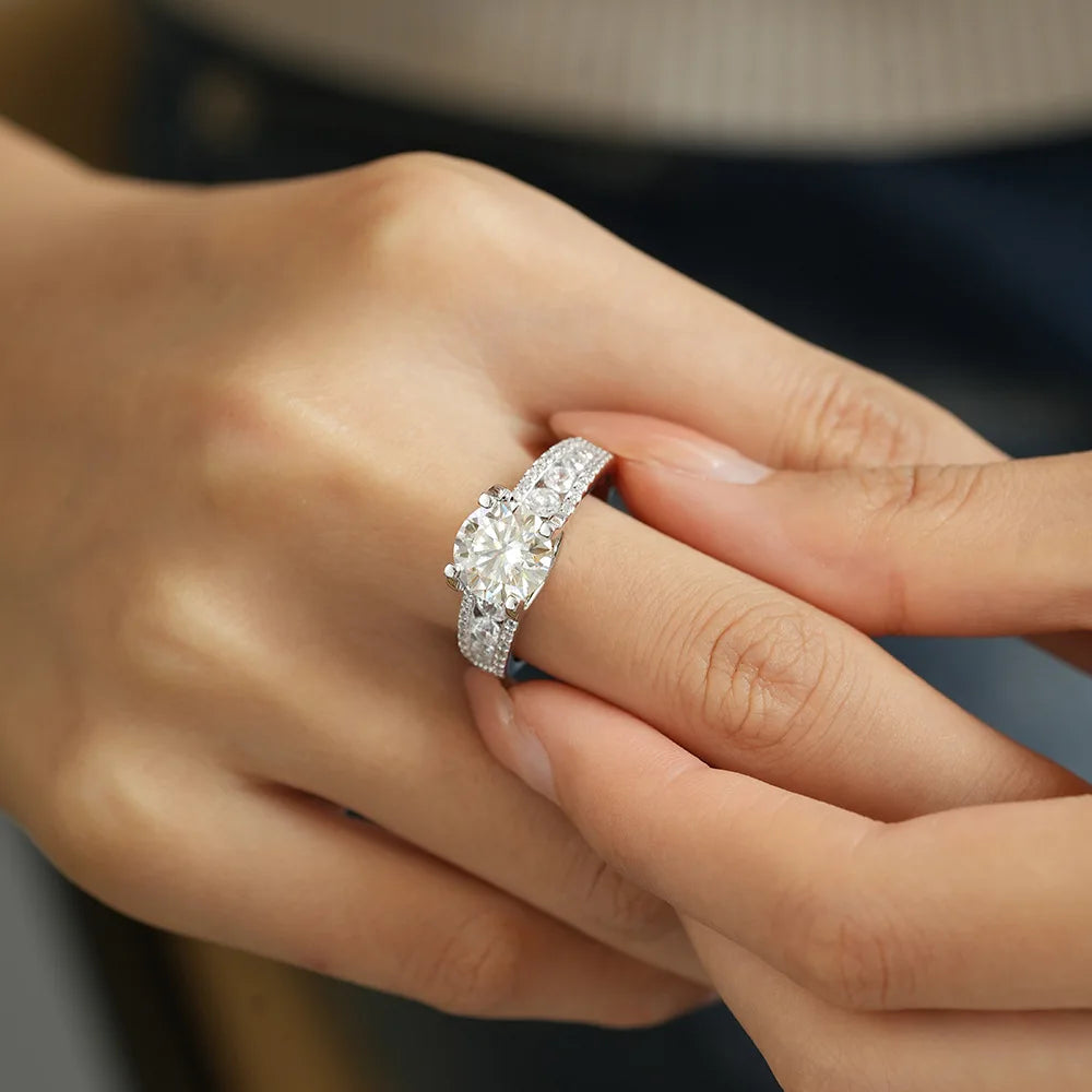 Elegant Brilliance: 3ct Moissanite Wedding Ring for Her