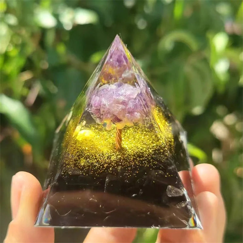 Reiki Energy Generator: Decorative Pyramid Crystals for Healing and Balance