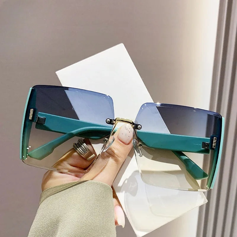 Classic Black Sunglasses: Bold Style for Every Occasion