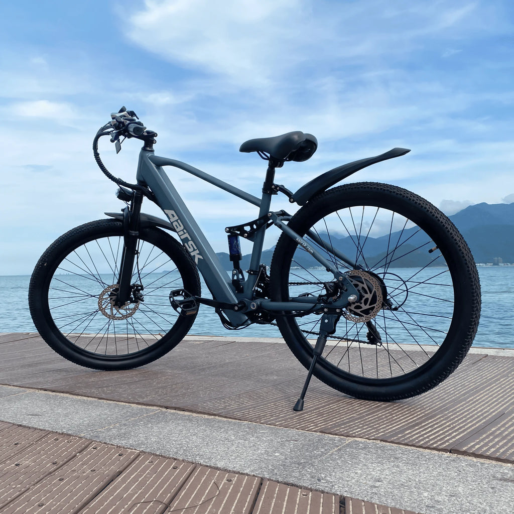 All-Terrain Electric Commuter: Ride Further, Explore More