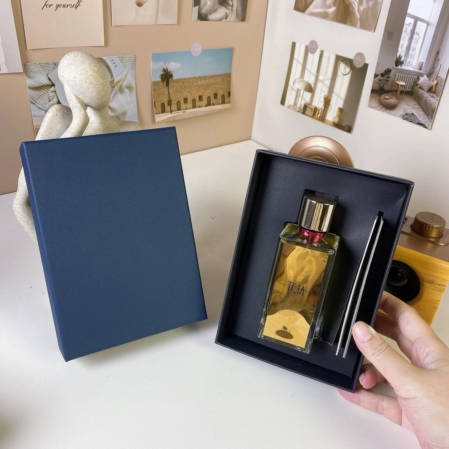 Luxury Floral Essence: High-Quality Men’s Eau De Parfum