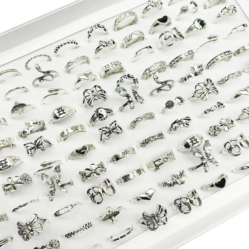 Whimsical Jewelry Set: 30-Piece Assorted Rings for Fashion-Forward Women