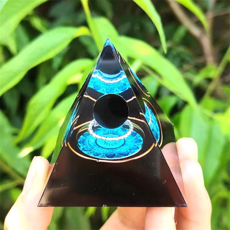 Reiki Energy Generator: Decorative Pyramid Crystals for Healing and Balance