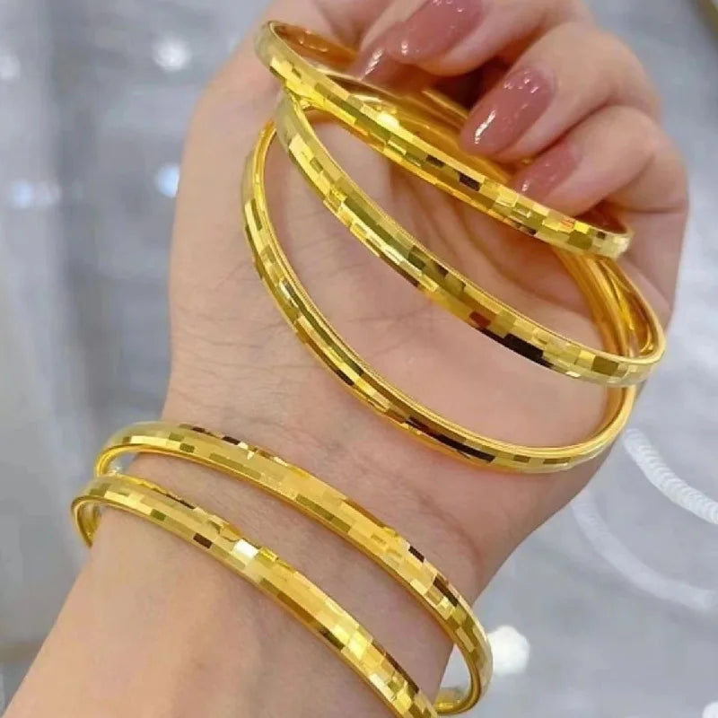 Chic Radiance: Luxurious 24K Gold Mosaic Bracelet for Timeless Style