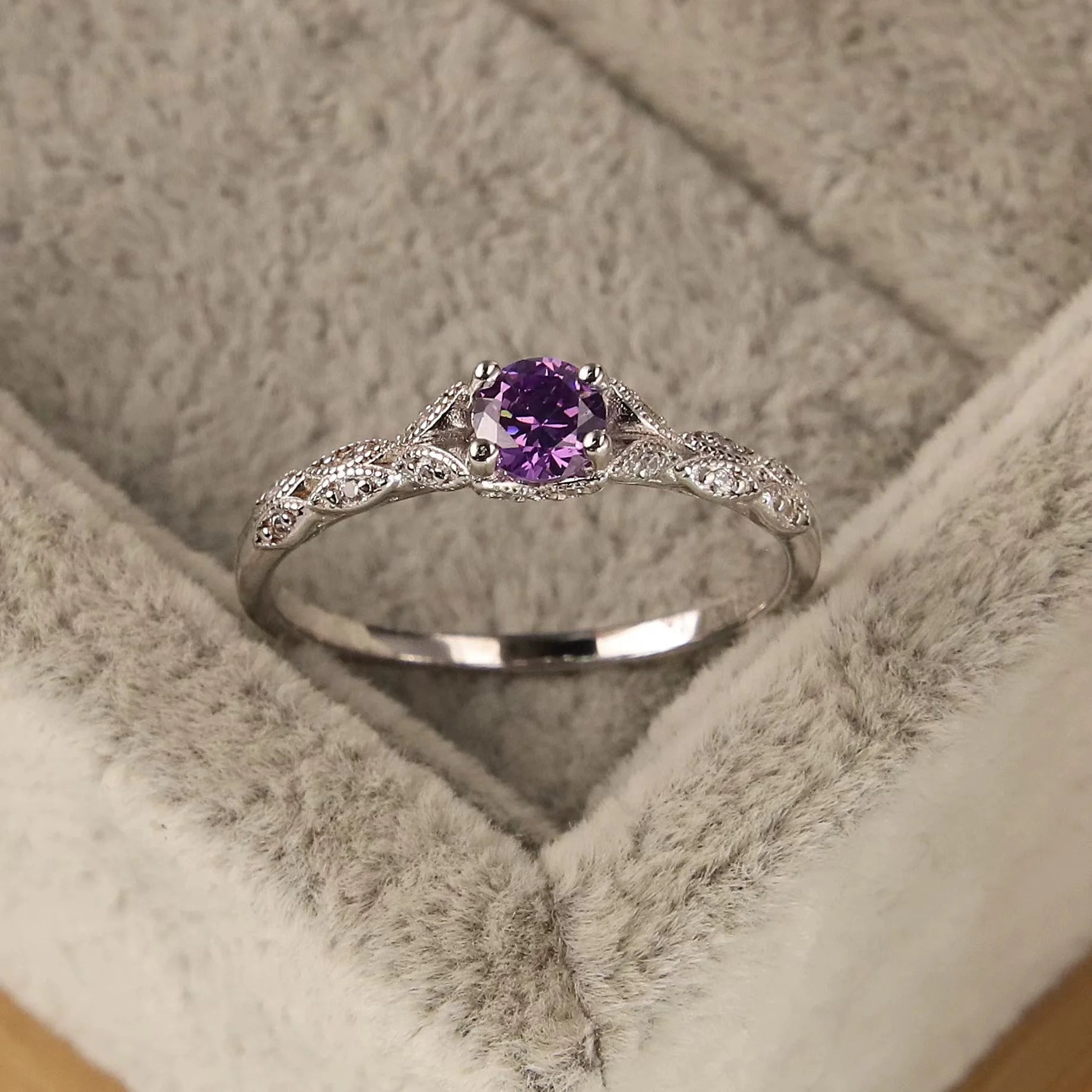 Mystic Elegance: Enigmatic Amethyst Zirconia Women's Ring