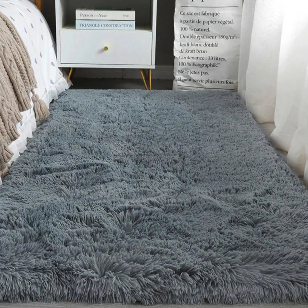 Solid Color Bedside Rug: Embrace Warmth and Style in Your Home
