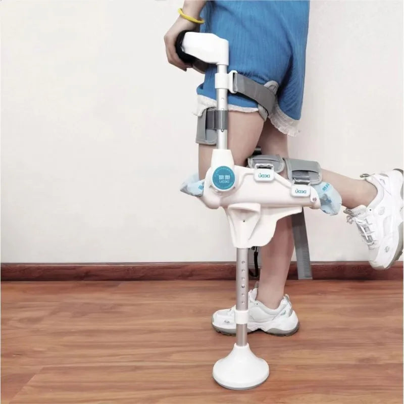 Hands-Free Mobility Crutch: Telescoping Design for Improved Walking Assistance