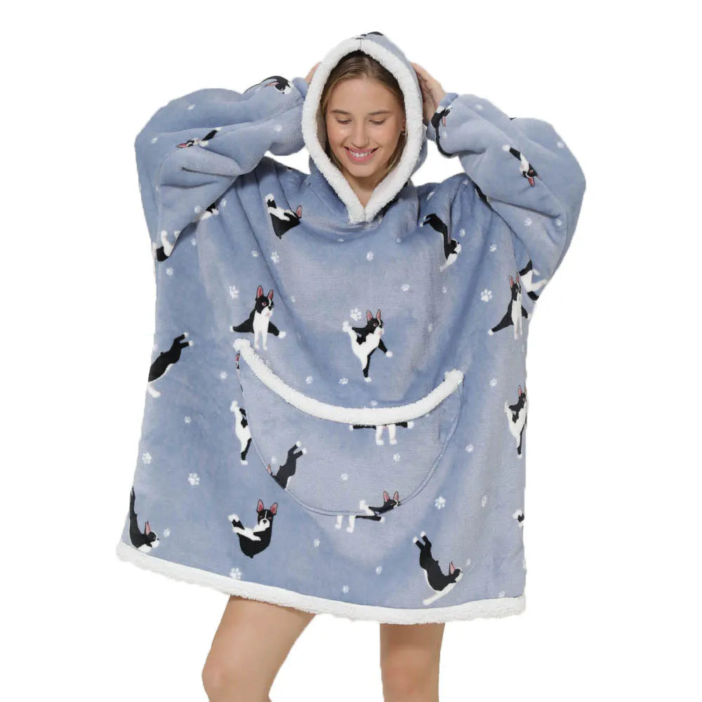 Hooded Blanket Sweater: Oversized Design with Practical Pockets for TV Time