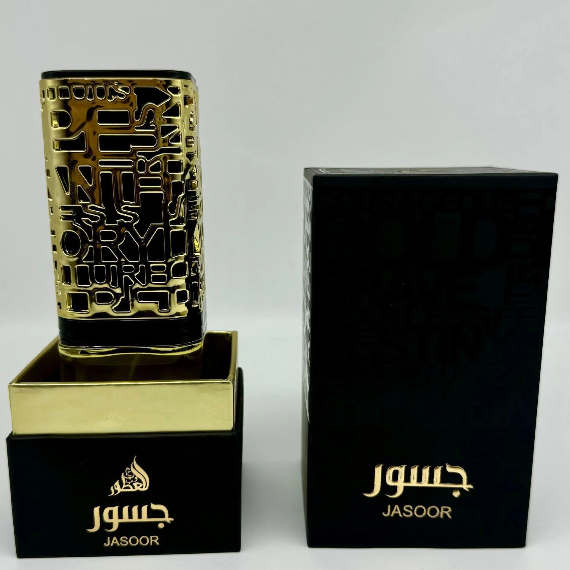 Refined Essence: Luxury Arabic Perfume for Men