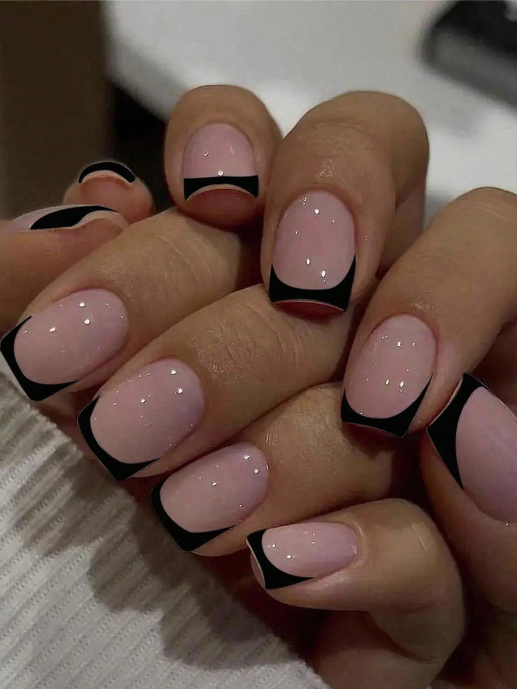 Cute Faux Nail Collection: Y2K Inspired Press-Ons for Every Style