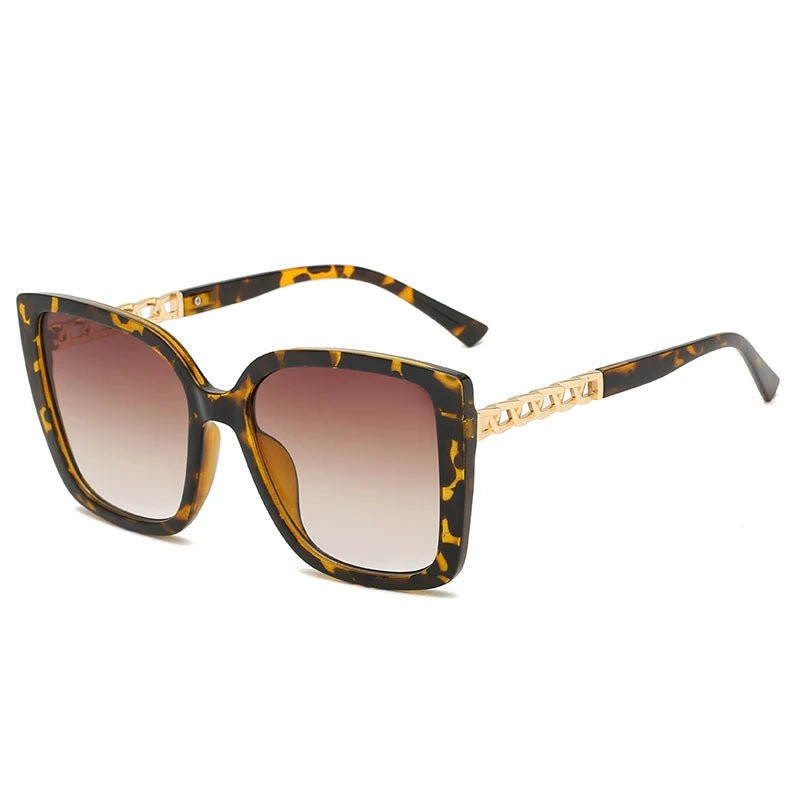 Vintage Glamour: Fashion Oversized Square Sunglasses for Women