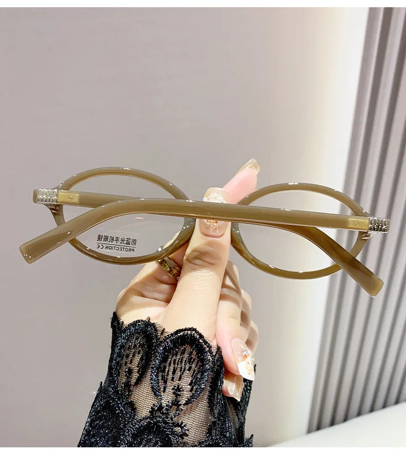 Oval Frames for Myopia: Color-Changing Eyeglasses that  reduce eye strain and fatigue