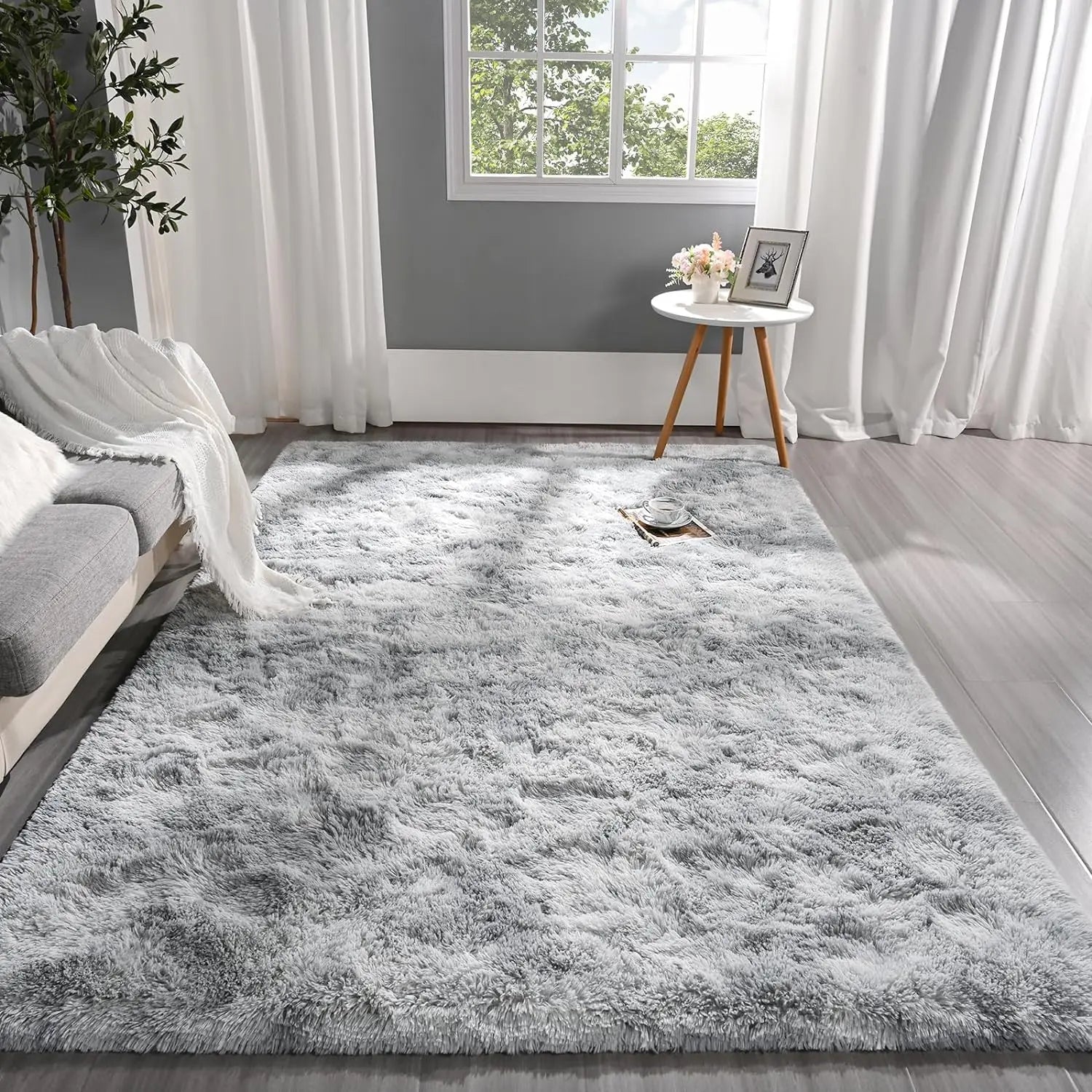 Luxurious Soft Area Rugs: Fluffy Rugs for Elegant Room Decor