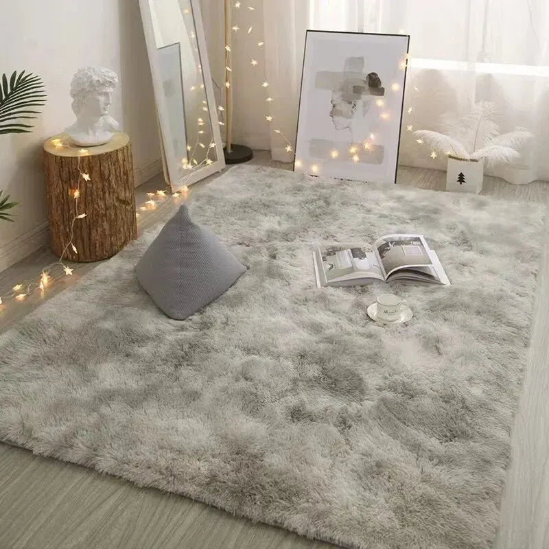 Luxurious Silk Wool Rug: Enhance Your Space with Comfort and Elegance